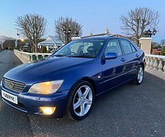 2003 Lexus IS 200