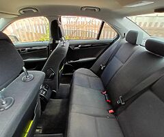 Mercedes C-class 200 automatic - Image 6/10