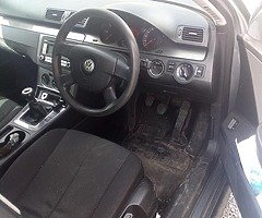 VW Passat 1.9tdi - Image 4/5
