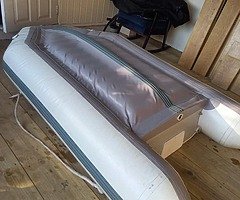 Inflatable boat - Image 4/4
