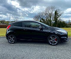 2017 Ford Fiesta - Image 6/10