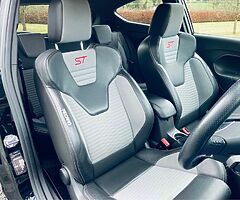 2017 Ford Fiesta - Image 7/10