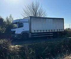 Mercedes Axor high roof sleeper - Image 8/8