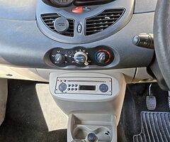 2008 Renault  Twingo Eco 2 - Image 7/8