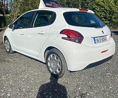 Peugot 208 1.6 diesel - Image 8/10