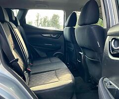 Nissan Qashqai - Image 5/10