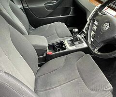 2009 Volkswagen Passat 1.9 tdi - Image 4/8
