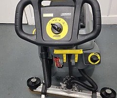 Karcher bd  50/50 scrubber/dryer