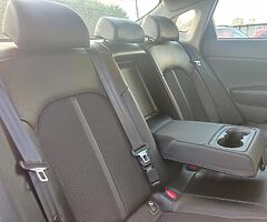 2017 Kia Optima - Image 9/10