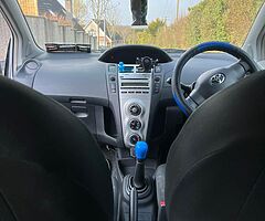 Toyota Yaris - Image 4/10