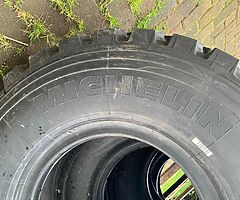 4 brand new tyres