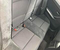 Genuine BMW 318 M SPORT - Image 8/10