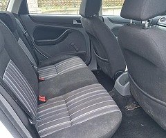 2009 Ford Focus NEW NCT 12/22 - Image 9/10