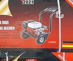 Brand new petrol power washer - Image 4/6