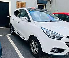 Hyundai ix35 premium executive model with extras, 6 speed manual 132reg - Image 8/10