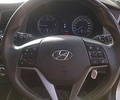 Hyundai tucson high spec - Image 9/10