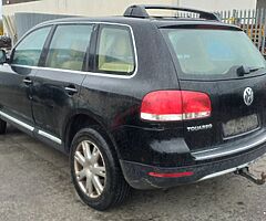 2005 Volkswagen touareg for parts
