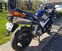 2004 Honda VFR 800 VTEC - Image 5/10