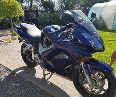 2004 Honda VFR 800 VTEC - Image 9/10