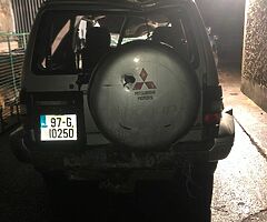 Mitsubishi pajero mk2 parts 2.5