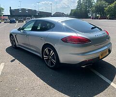 2015 Porsche Panamera - Image 3/10