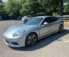 2015 Porsche Panamera - Image 5/10