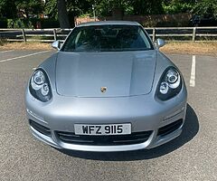 2015 Porsche Panamera - Image 6/10