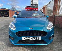 2018 Ford Fiesta - Image 3/10