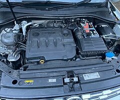 2019 Volkswagen Tiguan 2.0TDI Manual For Breaking - Image 5/6