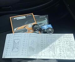 2013 MINI COOPER MINT CONDITION - Image 8/10