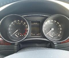 2013 Skoda superb - Image 5/10