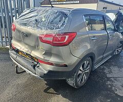 2013 Hyundai Sportage 1.7CRDI Manual For Breaking
