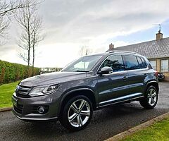 2015 Volkswagen Tiguan R Line 4motion - Image 4/10
