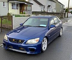 Lexus is200