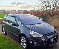 Ford S-Max  2.0D. TITANIUM