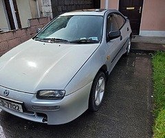 Mazda 323f - Image 3/8