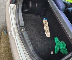 Mazda 323f - Image 5/8
