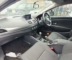 2010 Renault Megane Coupe 1.5DCI Manual For Breaking - Image 4/6