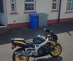 Honda cbr rr 900 fireblade. - Image 4/8