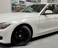 2014 BMW F30. 320D