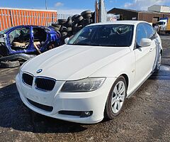 2011 BMW 3 Series 2.0 Diesel Manual For Breaking