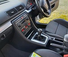 Audi A4 - Image 10/10