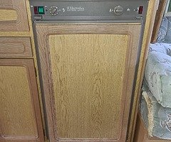 Caravan/Camper 3 way fridge - Image 4/4
