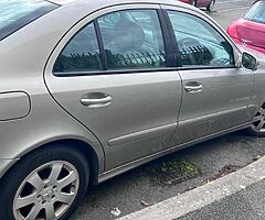 Mercedes 200 petrol very low mileage drive very good very clean leather interior Quick sell ￼