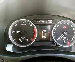 07 Skoda Fabia - Image 7/10
