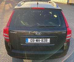 Kia Ceed - Image 7/10