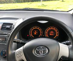 Toyota  Auris 1.6 petrol - Image 7/7