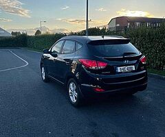 Hyundai IX35- 1.7 Diesel - Manual gearbox - (High Spec) - Image 4/10