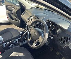 Hyundai IX35- 1.7 Diesel - Manual gearbox - (High Spec) - Image 7/10