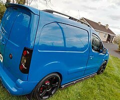 Full NCT very clean van 150 brake 6 géar speed - Image 4/10